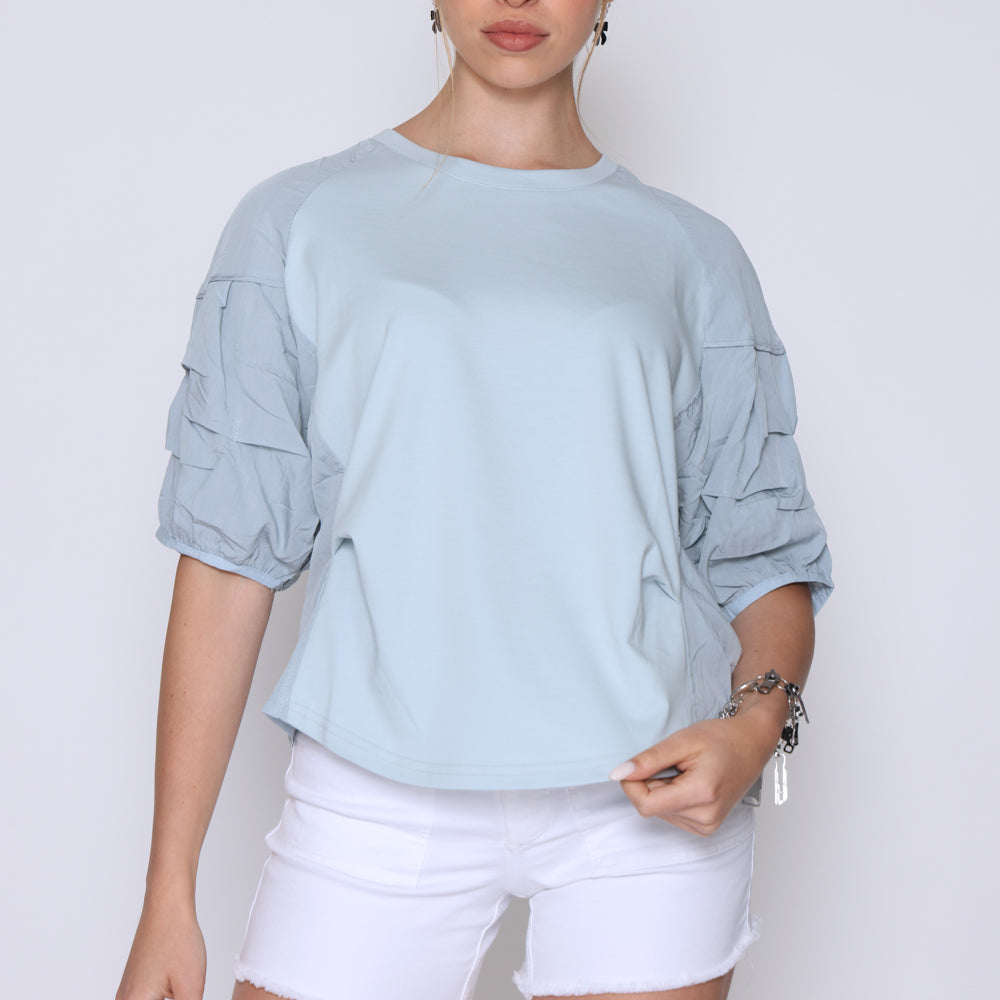 טי-שרט שרוול מכווץ