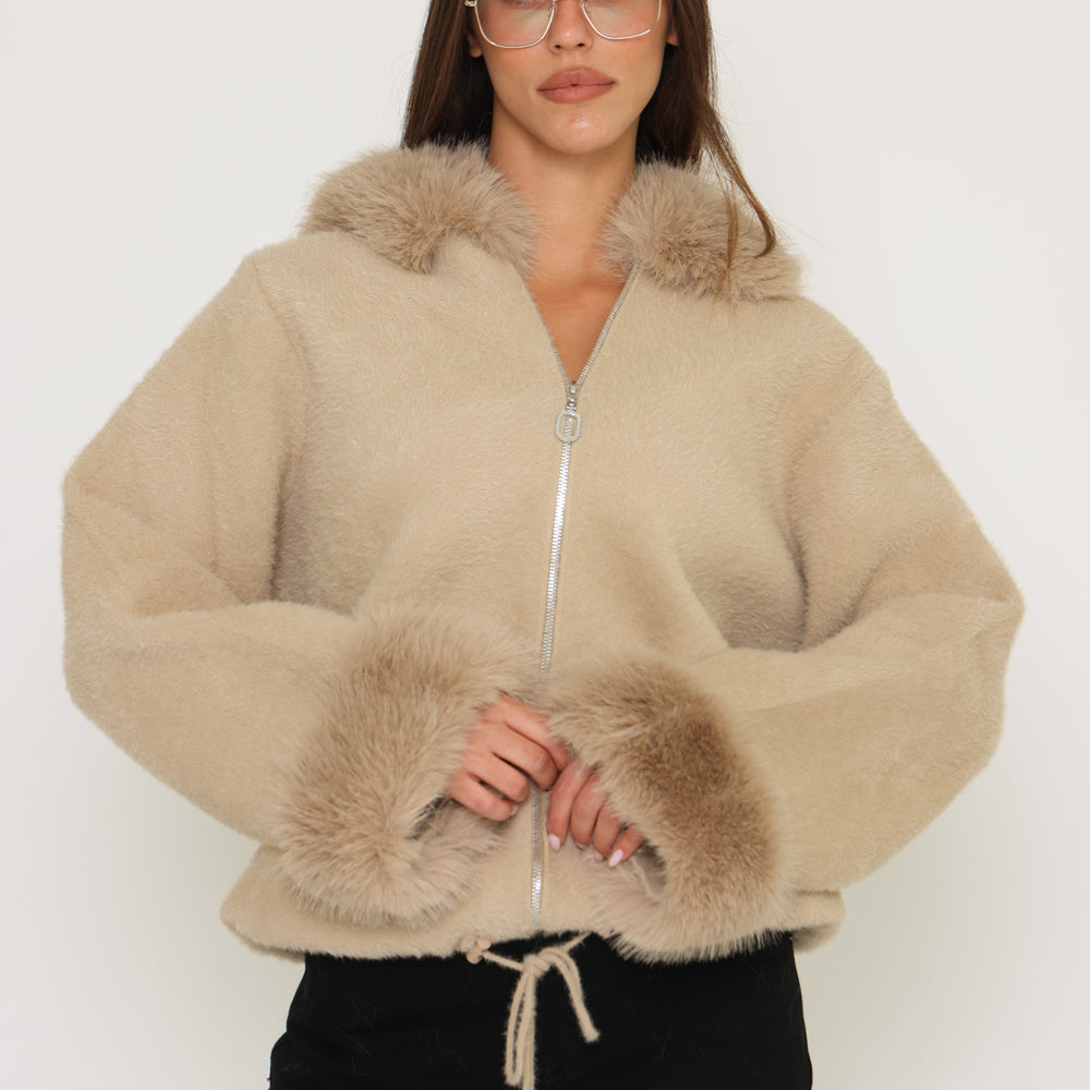 ג׳קט סריג קפוצ׳ון פרווה איכותי